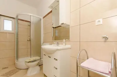 Kupaonica u objektu House Villa Marijeta
