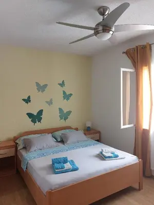 Krevet ili kreveti u jedinici u objektu Apartments with parking space Postira, Brac - 2911
