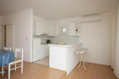 Kuhinja ili čajna kuhinja u objektu Apartments and rooms by the sea Makarska - 6839