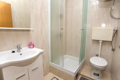 Kupaonica u objektu Apartments with parking space Baska Voda, Makarska - 6761