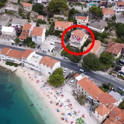 Apartments by the sea Sumpetar
