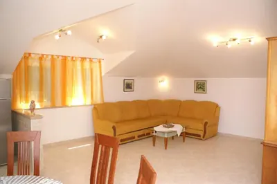 Tlocrt objekta Apartments by the sea Supetar, Brac - 4274