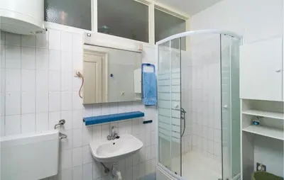 Kupaonica u objektu Holiday Home Bobovisca With Fireplace Xiv