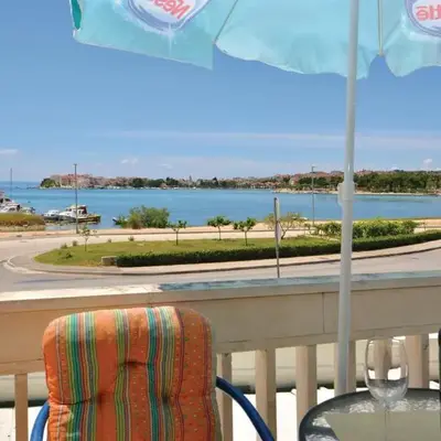 Apartment Podstrana With Sea View V