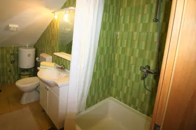 Kupaonica u objektu Apartmani Šolo