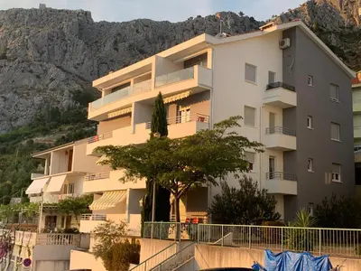 Pogled na planine ili pogled na planine iz apartmana