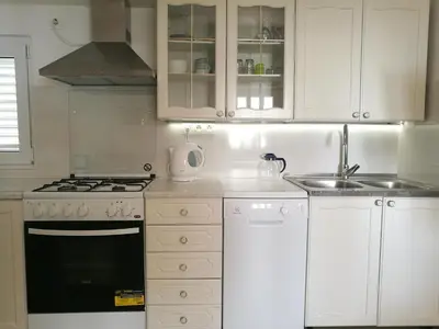 Kuhinja ili čajna kuhinja u objektu Apartments Basina