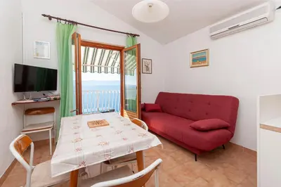 TV i/ili zabavni centar u objektu Apartments Niko