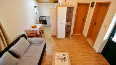 Kuhinja ili čajna kuhinja u objektu Holiday Home Jozo