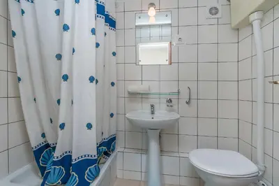 Kupaonica u objektu Apartmani Neno