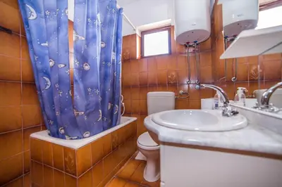 Kupaonica u objektu Apartments and Rooms Drpić