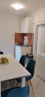 Kuhinja ili čajna kuhinja u objektu Apartments Mate