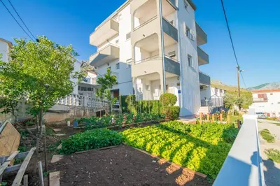 Vrt u objektu Apartments Cihorich