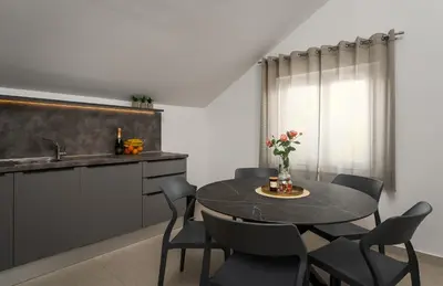 Tlocrt objekta Apartments by the sea Duce, Omis - 11673
