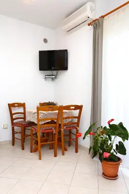 TV i/ili zabavni centar u objektu Apartments by the sea Promajna, Makarska - 2605