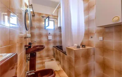 Kupaonica u objektu Holiday Home Pisak With Sea View I