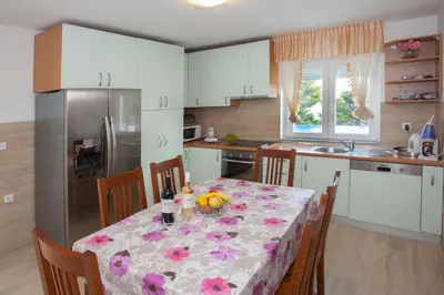 Kuhinja ili čajna kuhinja u objektu Villa Vinka