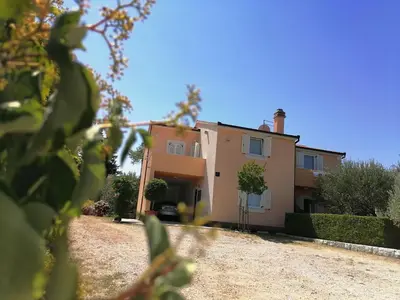 Zgrada u kojoj se nalazi apartman