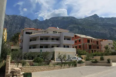 Pogled na planine ili pogled na planine iz apartmana