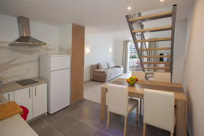 Kuhinja ili čajna kuhinja u objektu Mar e Sol Apartments