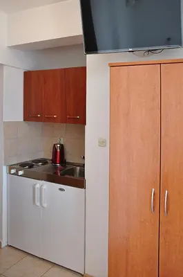 Kuhinja ili čajna kuhinja u objektu Sunrise Apartments and Studio Apartments 1