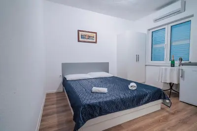 Krevet ili kreveti u jedinici u objektu Apt White Idyll, 3 bedrooms, 3 bathrooms, terrace apt