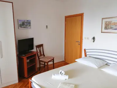 TV i/ili zabavni centar u objektu Apartments Villa Jadranka
