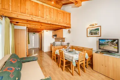 Kuhinja ili čajna kuhinja u objektu Apartmani Amila-Pisak
