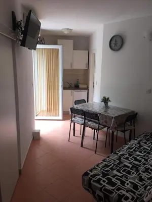 Kuhinja ili čajna kuhinja u objektu Apartments Bobbi