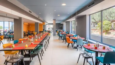Restoran ili neka druga zalogajnica u objektu Pharos Hvar Bayhill Hotel