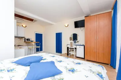 Kuhinja ili čajna kuhinja u objektu Apartments and Room Napoli