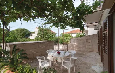 Balkon ili terasa u objektu Two-Bedroom Apartment In Supetar