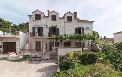 Zgrada u kojoj se nalazi apartman