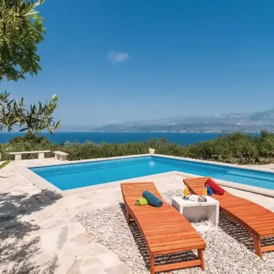 Lovely Home In Postira