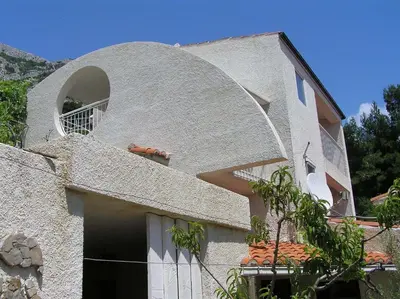 Zgrada u kojoj se nalazi apartman