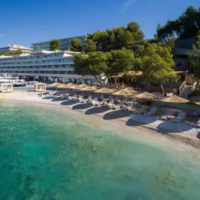 Le Meridien Lav Split