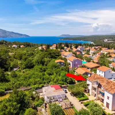 Apartments Pharos