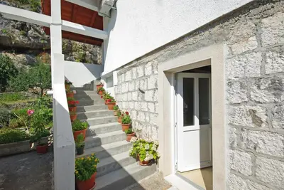 Vrt u objektu Apartments with parking space Podaspilje - Omis - 11708