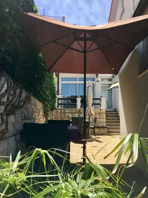 Vrt u objektu Apartments Perić