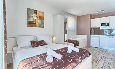 Kuhinja ili čajna kuhinja u objektu Stipe Residence