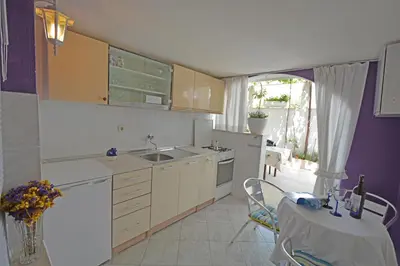 Kuhinja ili čajna kuhinja u objektu ꕥ ROOMS SUNCE, Family choice, Best Panoramic view, Supetar Island Brac