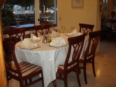 Restoran ili neka druga zalogajnica u objektu Villa Petra