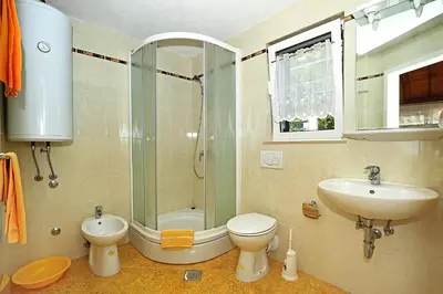 Kupaonica u objektu Apartments by the sea Pisak, Omis - 6897