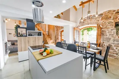 Kuhinja ili čajna kuhinja u objektu Villa Humac Hvar