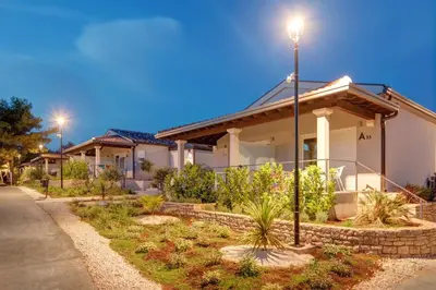 Zgrada u kojoj se nalazi resort