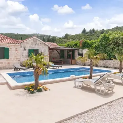 Stunning Home In Postira