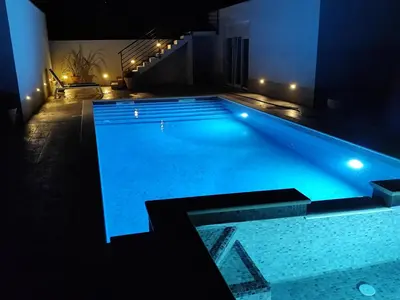 Bazen u objektu Fantastic house ili u blizini