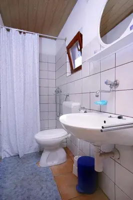 Kupaonica u objektu Seaside secluded apartments Cove Tatinja, Hvar - 5729