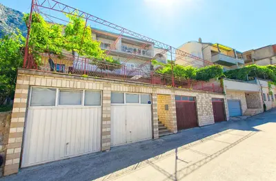 Zgrada u kojoj se nalazi apartman