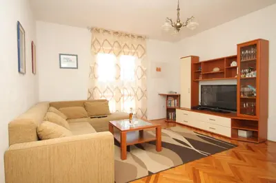 TV i/ili zabavni centar u objektu Apartments with a parking space Hvar - 8769